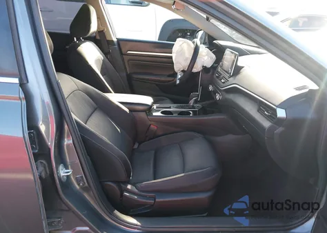 2021 Nissan Altima Sv Fwd z USA, uszkodzony, nr VIN 1N4BL4DV7MN376349